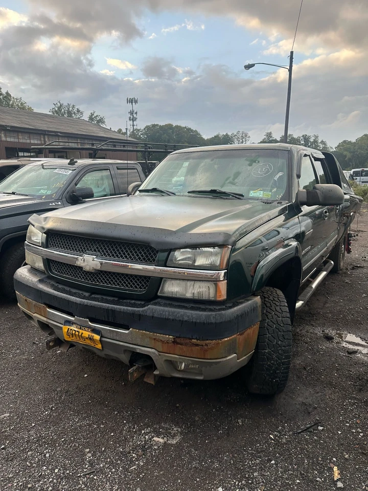 Conjunto de portador diferencial usado se adapta a: camioneta Chevrolet Silverado 2500 2004 Fr Foto 2 de 4