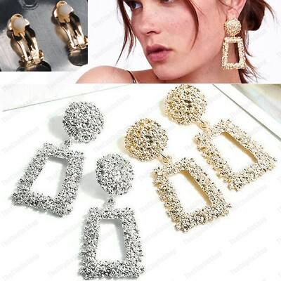 Bow Snake Chain Statement Stud Earrings In Gold | Lisa Angel - Foto 13