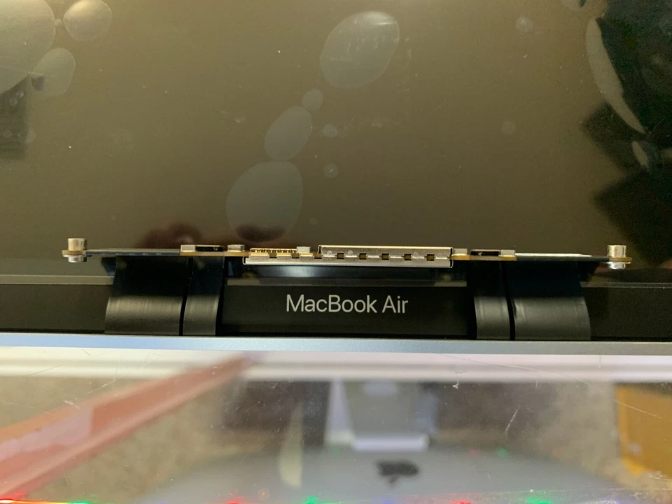 Genuine OEM Apple Macbook Air Retina 13" Silver Full Screen Assembly  A2179 2020 - Image 4 of 4