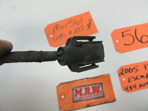 WIRE PLUG CONNECTOR OFF AUTOMATIC TRANSMISSION AUTO SENSOR SIGNAL SENDER 4WD - Picture 4 of 5