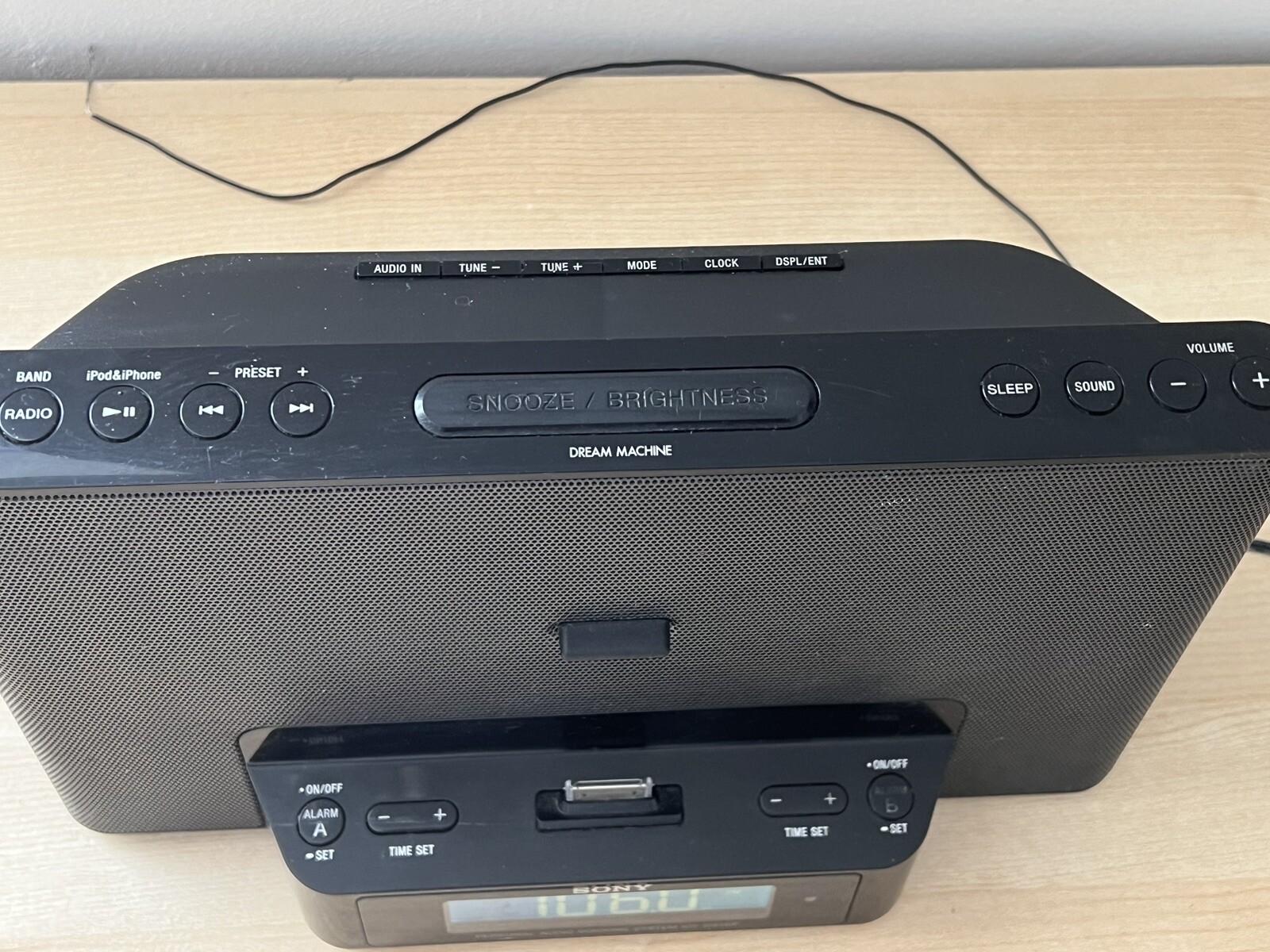 Sony ICFDS15iP Radio FM iPod Dock Clock Alarm Black Working eBay