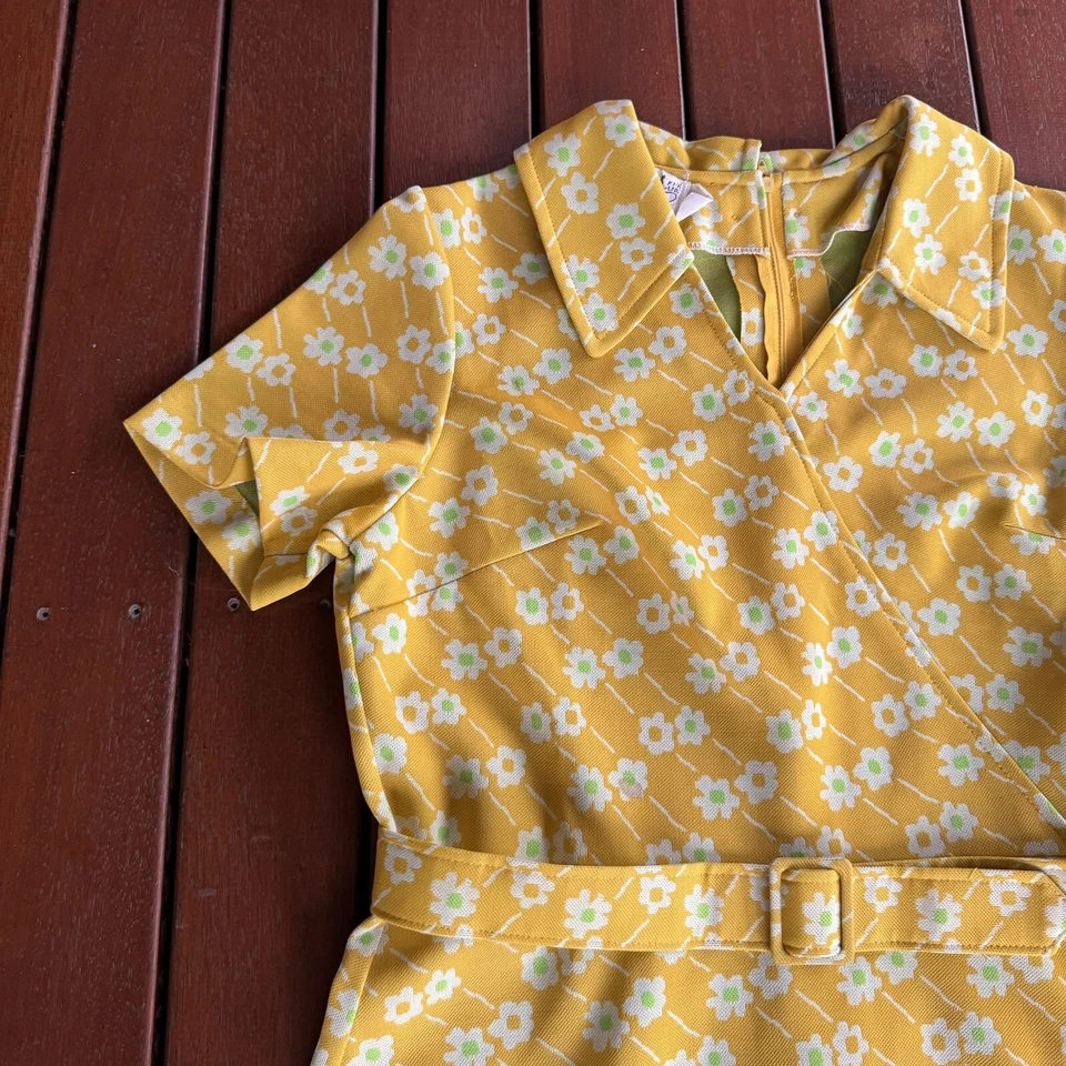 Vestido de té vintage años 60 talla 18 se adapta a 14 amarillo floral bloque M de Melbourne Foto 4 de 4