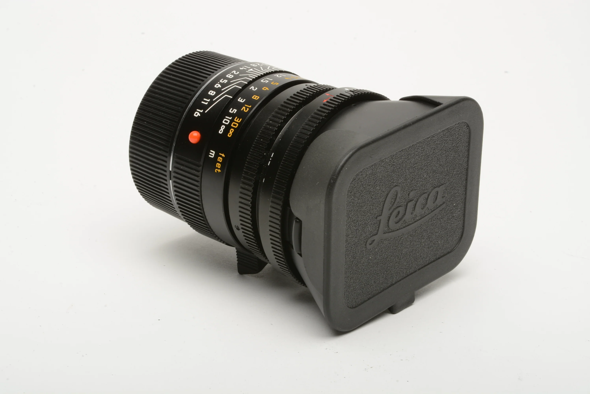 Leica Summilux-M 35mm f1.4 Aspherical black lens #11874, caps