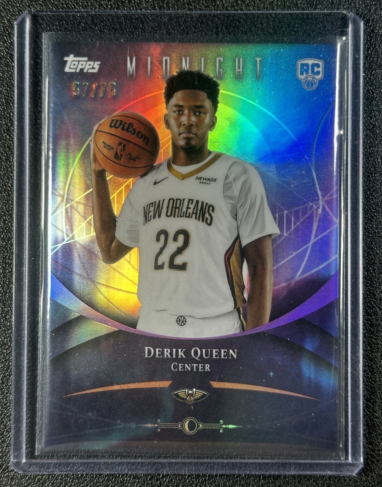 DERIK QUEEN 2025-26 TOPPS MIDNIGHT #73 ROOKIE DUSK RC 57/75 PELICANS