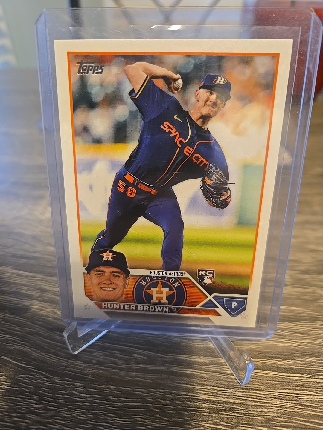 2023 Topps Series 1 - Hunter Brown #111 Advanced Stats Back /300 (RC)