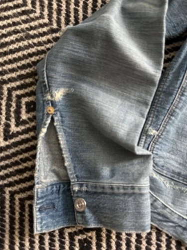 Levi’s  Blue Denim extra light distressed rare L image 6