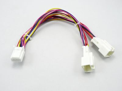 Y-Adapter klein für Toyota USB MP3 Bluetooth Adapter