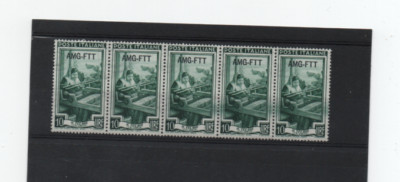 TRIESTE AMG FTT 1952 BEAUTIFUL VARIETY SURGICAL CUT ON £10 ITALY WORK MNH