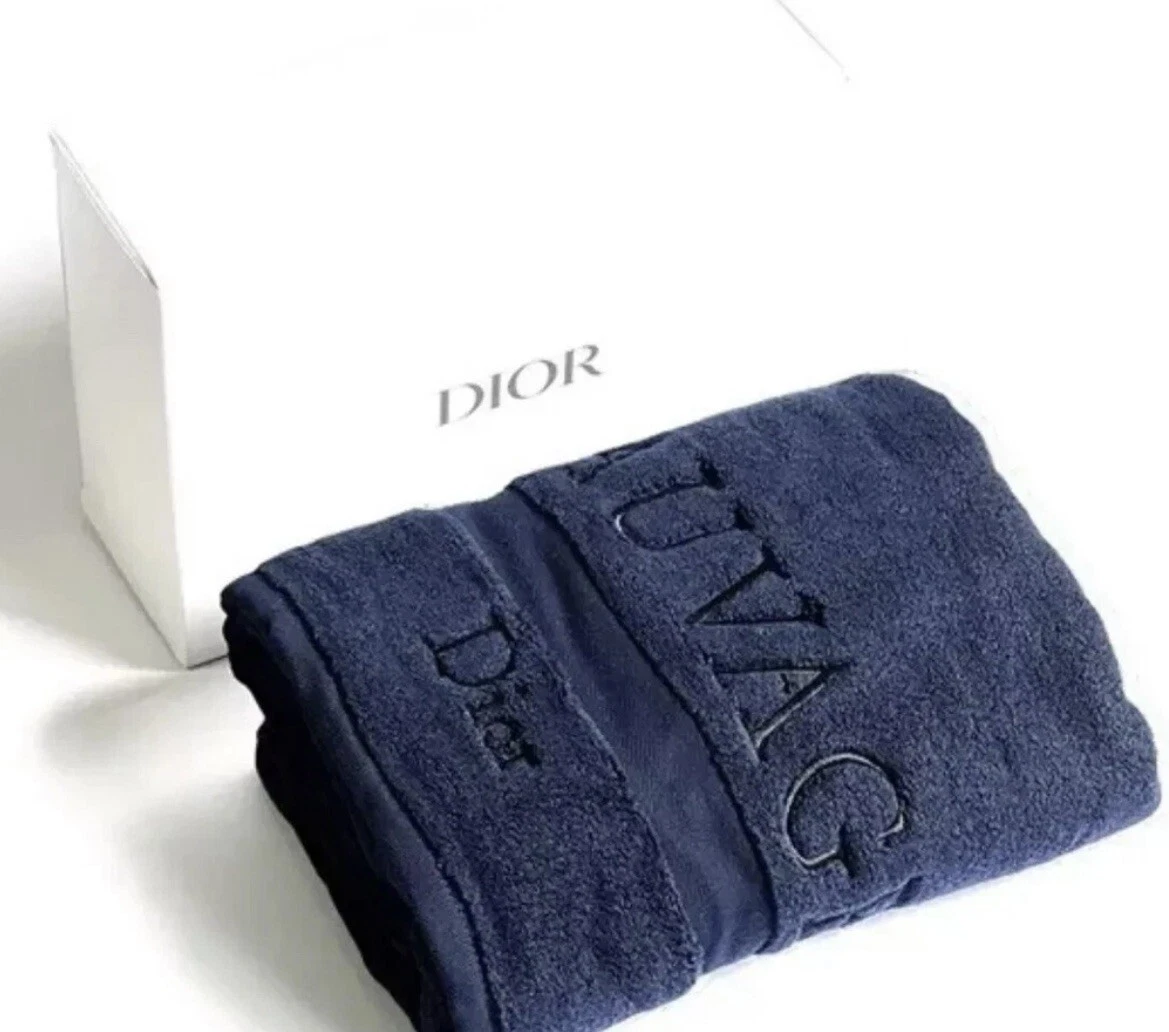 SERVIETTE VISAGE DIOR bleu marine avec boite SAUVAGE serviette GWP luxe LOGO neuf