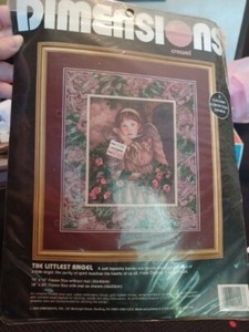 Dimensions Embroidery Kit "The littlest Angel" Vintage Crewel 1994