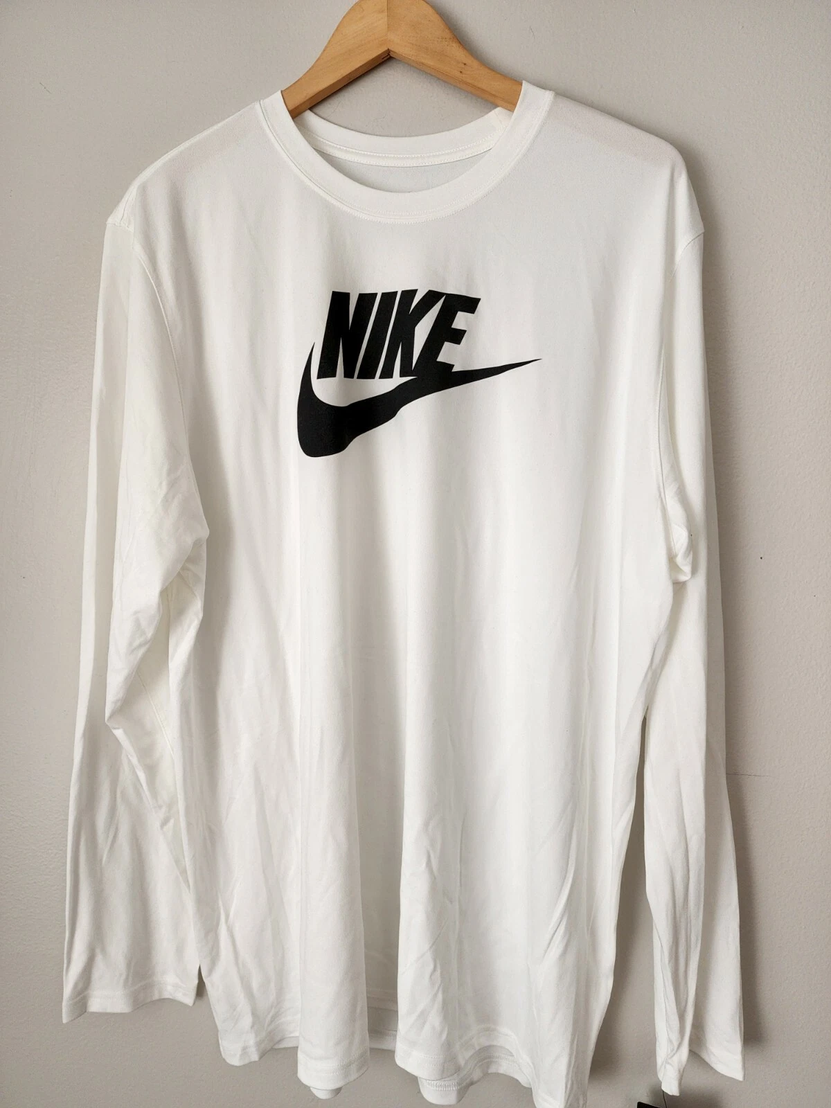 Nike Dri-FIT Swoosh Icon Futura Large Men's White L/S DR0682 100 Nwt