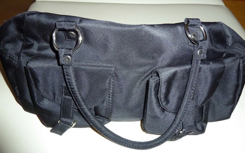 Schultertasche - Tasche - Hand Bag - Handtasche - schwarz - sehr viele Fächer