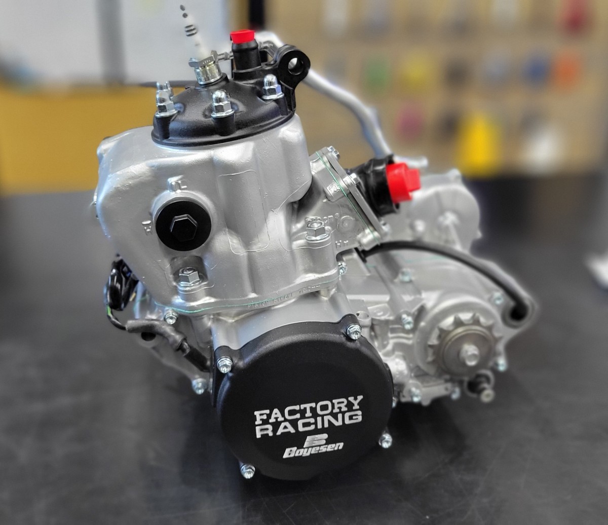 s-l1200.jpg