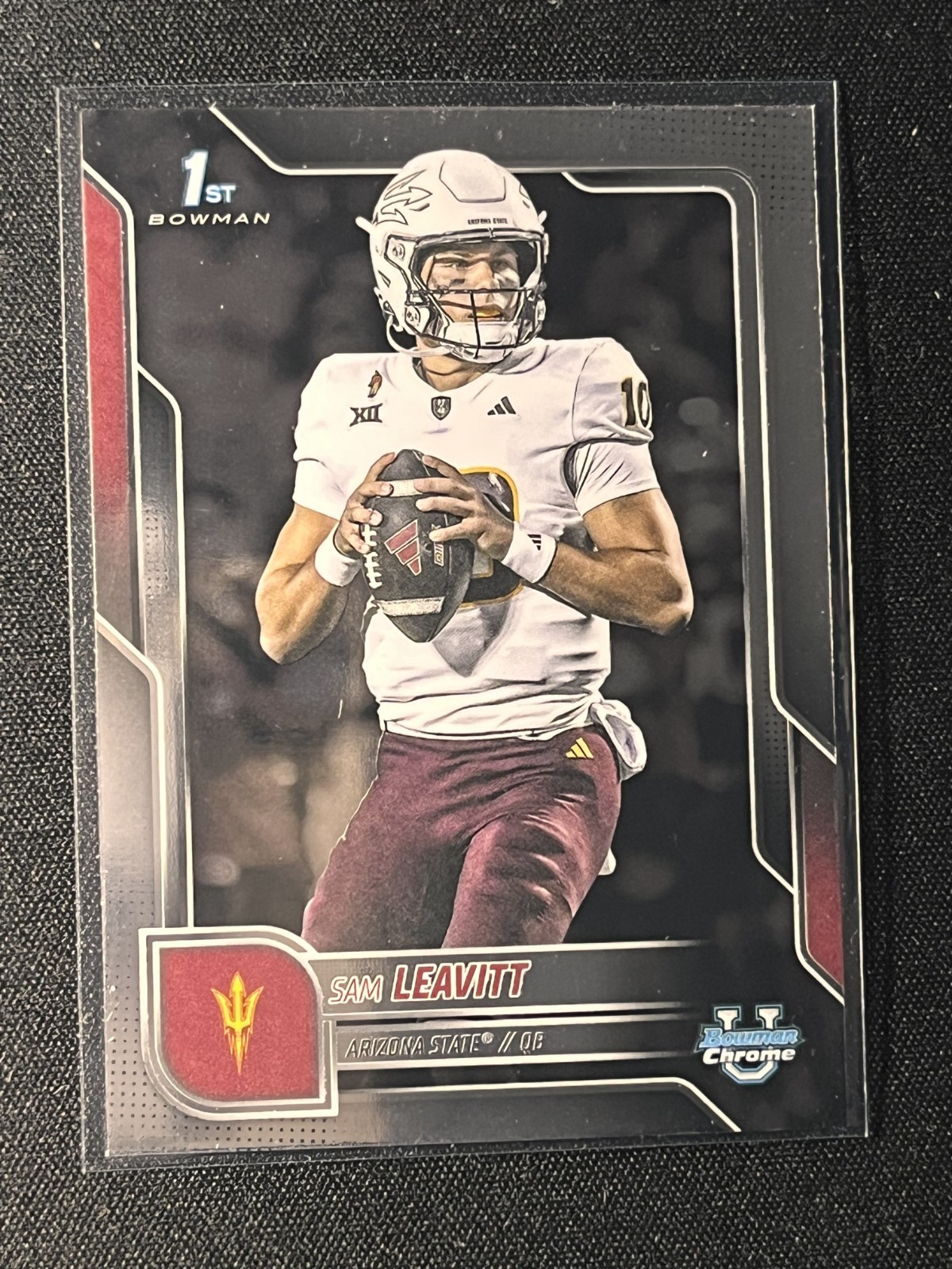 2025 Bowman Chrome U - Sam Leavitt #195 1st Bowman Base