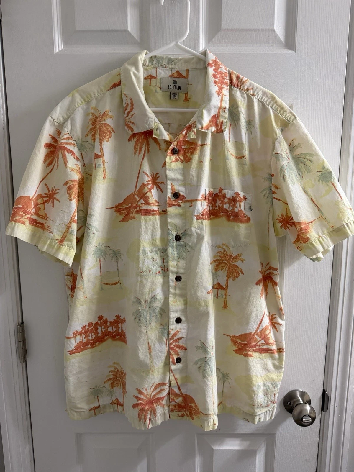 Men’s Short-Sleeve Hawaiian Shirt in Cream with Orange Palm Print Vintage XL