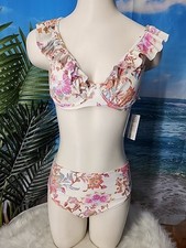 NWT Cupshe Two Piece Swimsuit Underwire Ruffl...