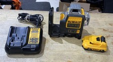 DEWALT DW089LG 12V MAX 100 ft. Green Self-Lev...