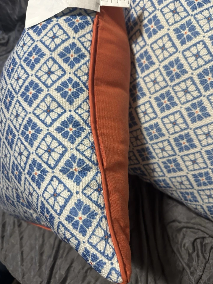 Geometric Patterned Throw Pillows Set of 2 - Image 3 of 4