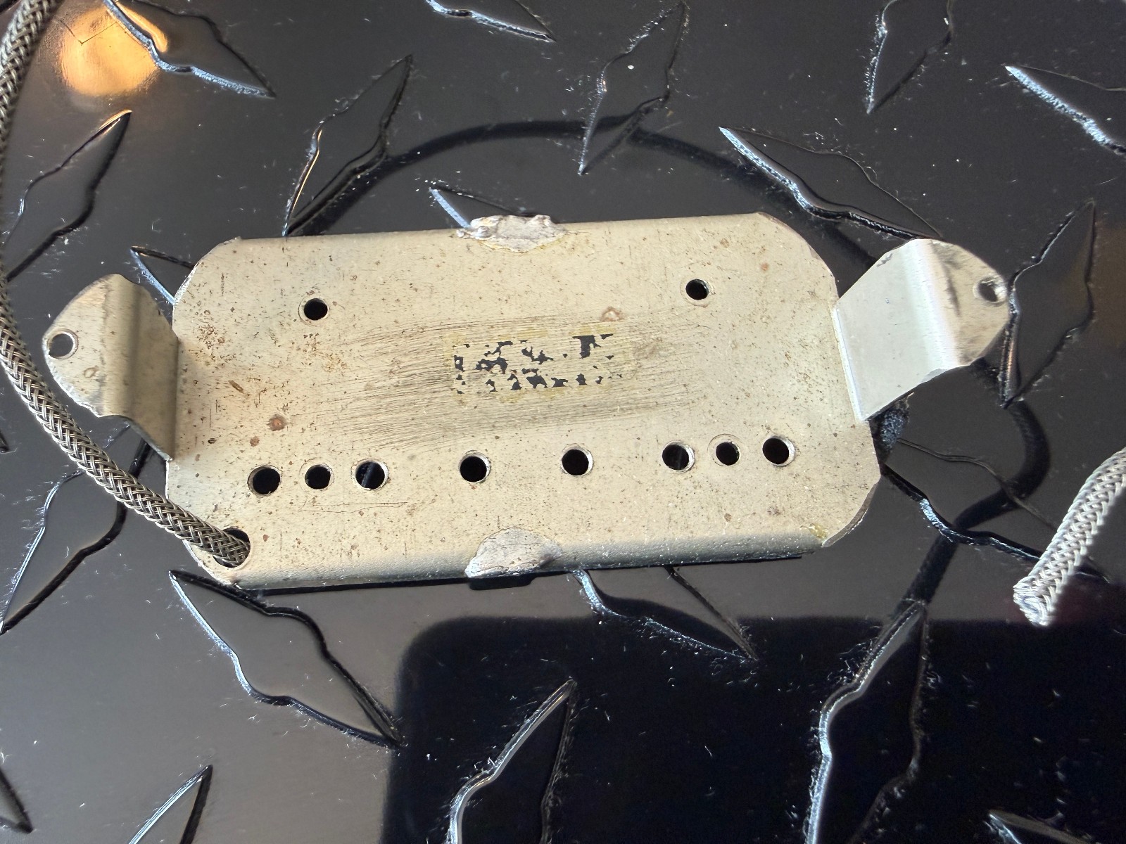 Gibson T Top Humbucking pickup Baseplate