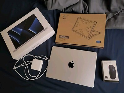 Apple MacBook Pro 14'' (512GB SSD, Apple M2 Pro, 3.40 GHz, 16GB) Laptop -...