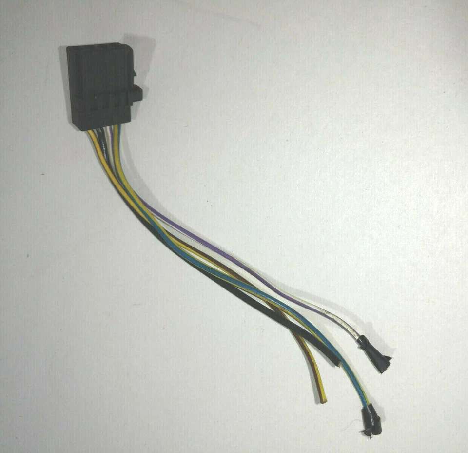 2003-2011 Saab 9-3 Tail Light Plug Wire Harness Pigtail Left Or Right Side - Image 2 of 4