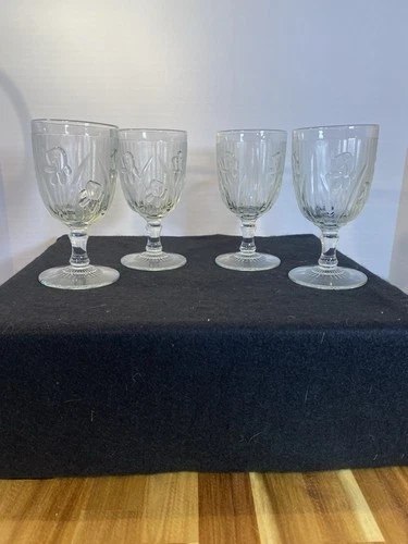 Jeanette Glass "IRIS & HERRINGBONE Water Wine Goblets 5-3/4" 6 oz -  Set of 4