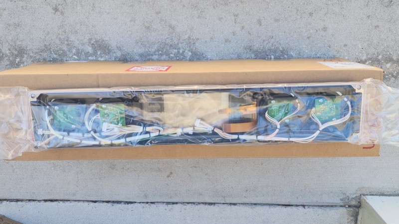 DG94-04733A Samsung Stove Panel