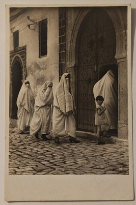 AK Tunisien Frauen Orient c1920 Tunisia Women Kolonial Ethnographic Postcard