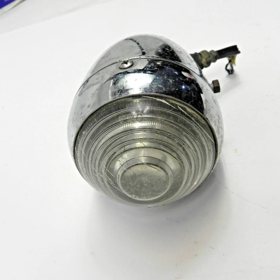 1951 FRAZER ПАРКОВКИ СВЕТА В СБОРЕ ЛАМПА ЛИНЗЫ И ПРОВОДА РЕДКАЯ ВИНТАЖНАЯ Б/У - Изображение 3 из 4