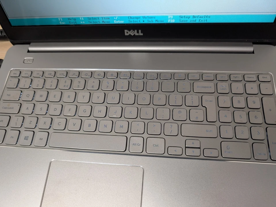 Dell Inspiron 15 7000 7537 - i5-4210U - 4GB Ram - GeForce GT 750M - No Storage - Image 4 of 4