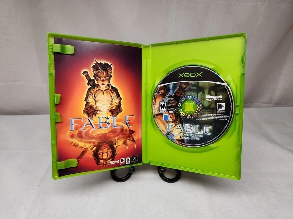 Fable With Limited Edition Bonus DVD (Microsoft Xbox, 2004) Complete - Image 3 of 4