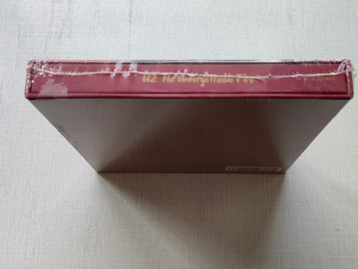 限定版♪　U2 - The Unforgettable Fire Box Set 81CfmDcS-AL._UF1000,1000_QL80_.jpg