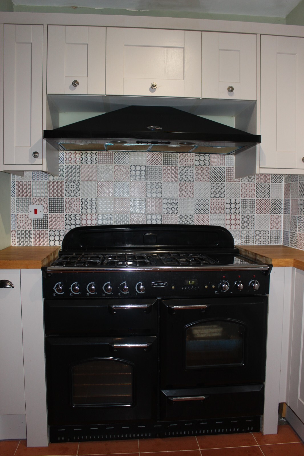 Howdens complete kitchen units and appliances (Used) eBay