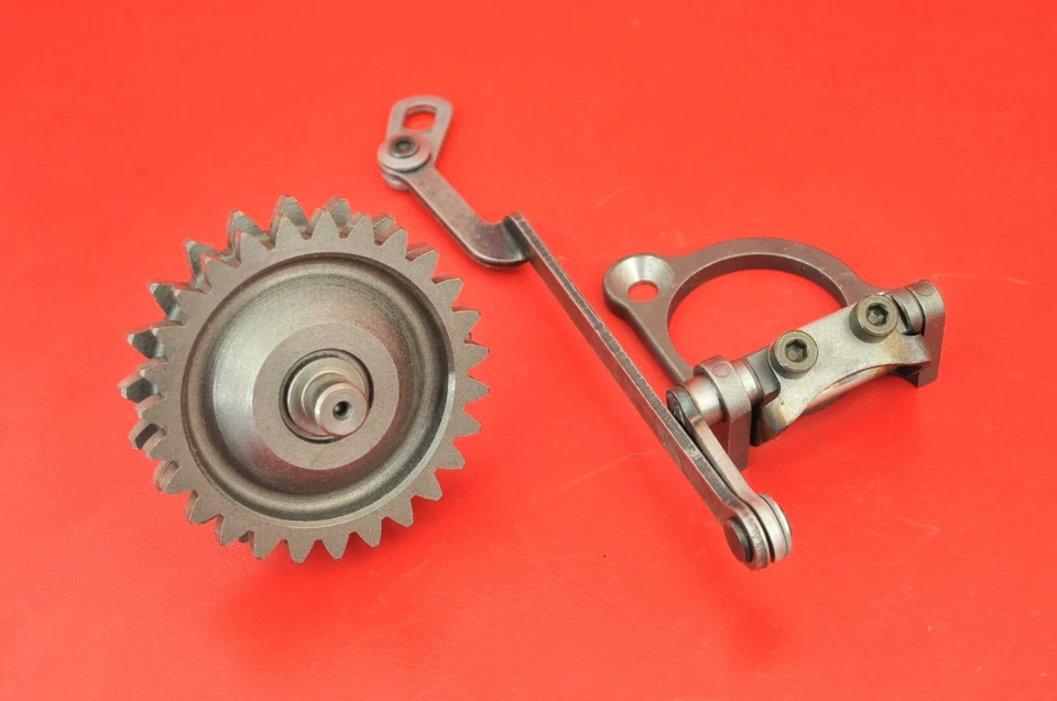 2004 04 Suzuki RM250 RM 250 Power Valve Actuator Governor Arm Gear Linkage - Image 2 of 4