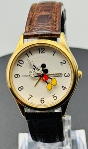 Montre Mickey Mouse Lorus Cadran Noir - Vintage Des Années 80, Bracelet Cuir Neuf, Pile Neuve, Collection Disney