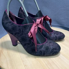 Poetic Licence Pump Heels Size 6.5 Purple Victorian Retro Coquette Ribbon Tie