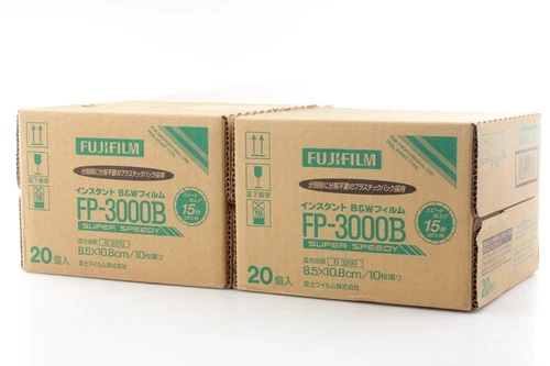 【BRAND NEW 40 Packs】FujiFilm FP-3000B Instant BW FILM 2008-11 from japan - product listing photo