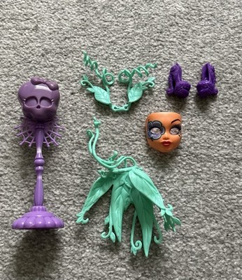 Monster High INNER MONSTER Shockingly Shy and Scared Silly Puppenzubehör