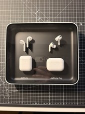 Apple AirPods Retail Store Display Demo - Ausstellungsstück - Sammlerstück