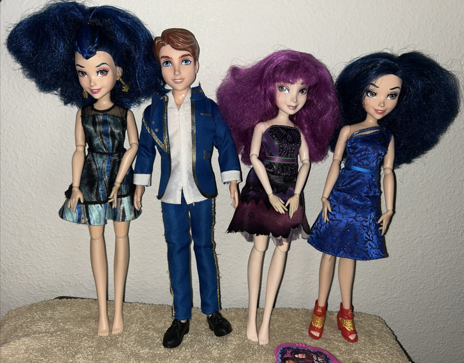 Disney Descendants Evie Mal Ben Dolls Lot of 4