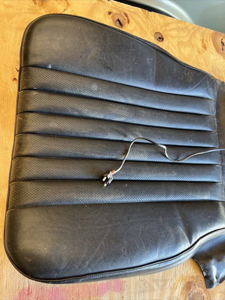 Asiento inferior derecho mercedes w123 cupé negro 300cd 280ce cuero térmico 85 Foto 3 de 4