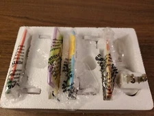 NIB AVON NIGHTLIGHT with ALL FOUR SEASONS Porcelain Flower Shades Bulb Included 