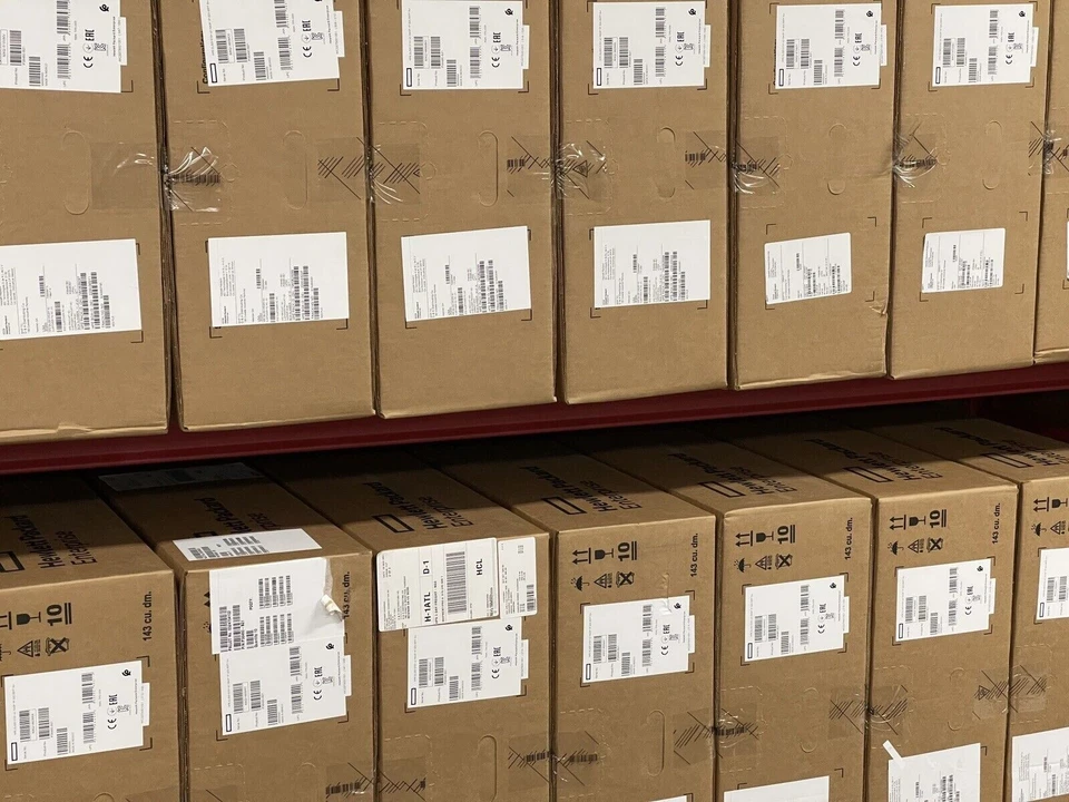 HPE DL385 Gen10 Plus 2x EPYC 7272 64GB 16x 18TB SAS 288 TB 2x PSU 25Gb LFF Rails - Image 3 of 4