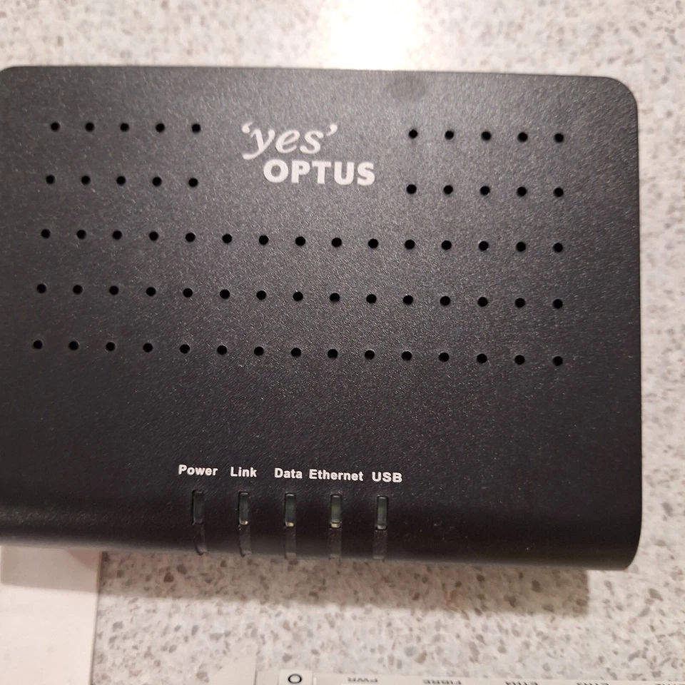 2 x Optus / Sagemcom F@ST3864 ADSL2 & 1201 Wireless Router Modem Wi-Fi - Image 3 of 4