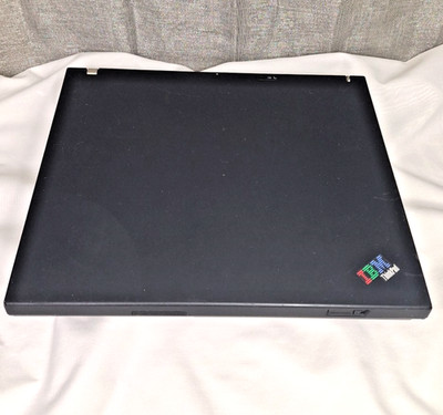 IBM Thinkpad T43 Laptop Powers On - For Parts