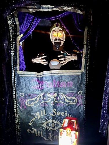 Life Size Animated Zultan Fortune Teller Halloween Animatronic Carnival Circus - Picture 2 of 5