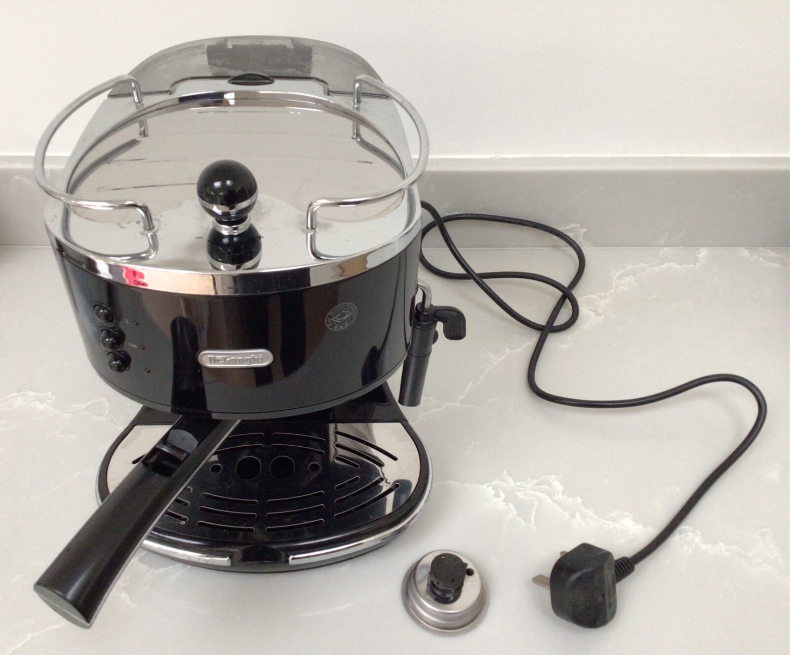 DeLonghi Coffee Machine Black for ground and pod coffee eBay