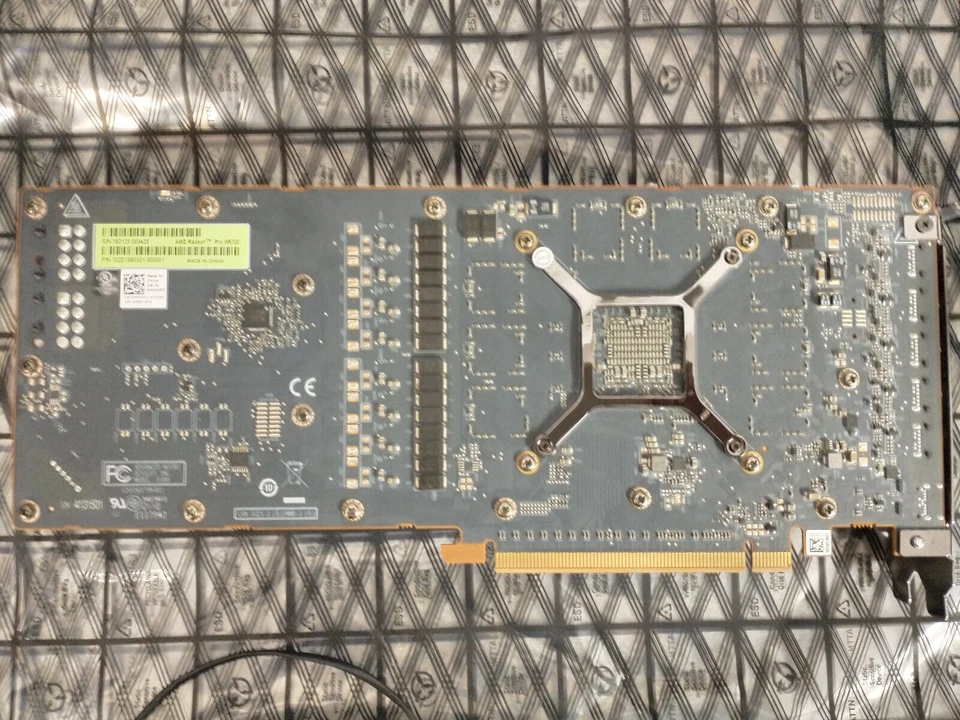 AMD Radeon Pro W5700, 8GB GDDR6 256-bit, Gaming Desktop Graphics Card - Image 3 of 3