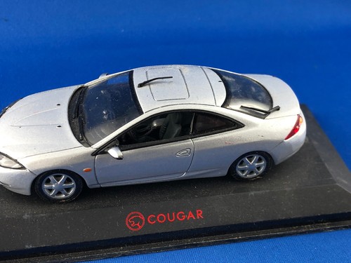 Minichamps 1/43 Ford Cougar 1998 Metallic - Picture 3 of 11