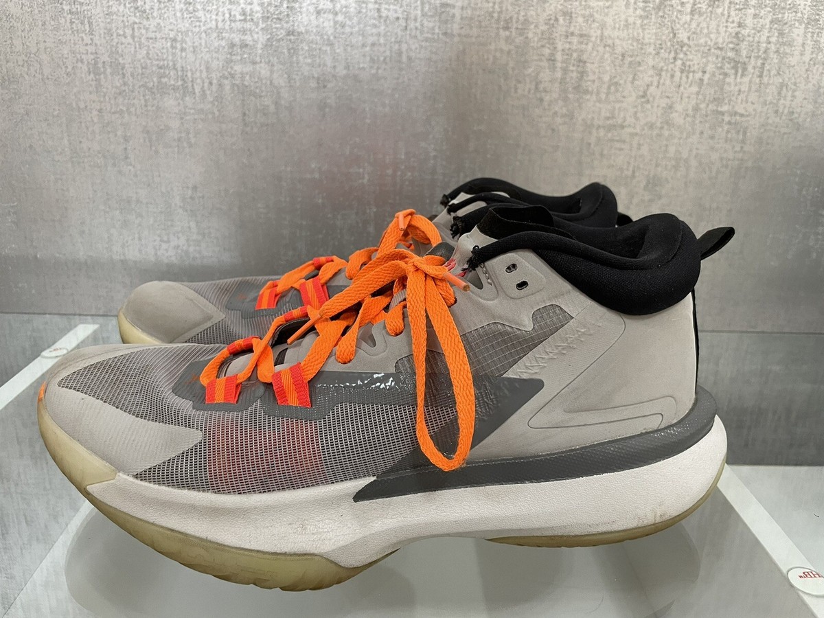 Nike Air Jordan Men's Zion Light Grey Basketball Shoes Sz 10